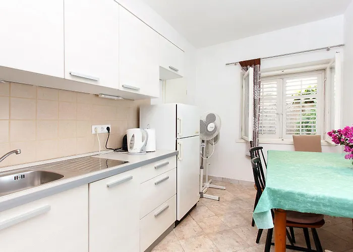 Vinka Tudor 3* Hvar Town