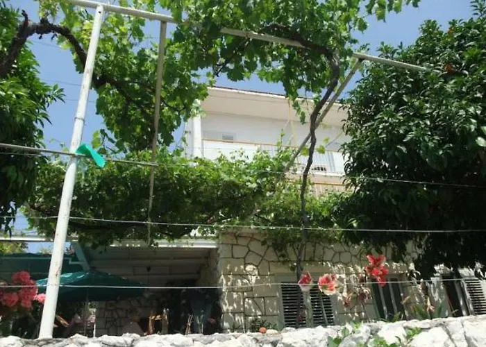 Vinka Tudor Guest house 3*